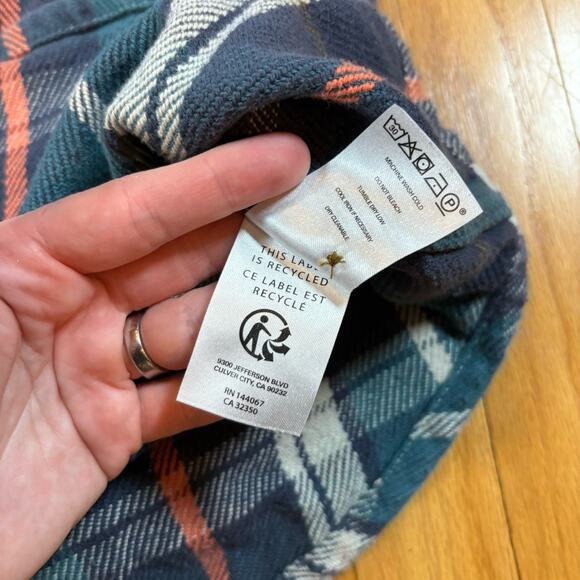 OUTERKNOWN Mens L Blanket Flannel Shirt Button Shacket Heavyweight Cotton - Picture 9 of 16